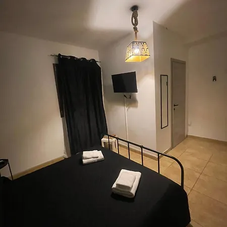 Wanderlust Maison De Voyage 3* 卡塔尼亚